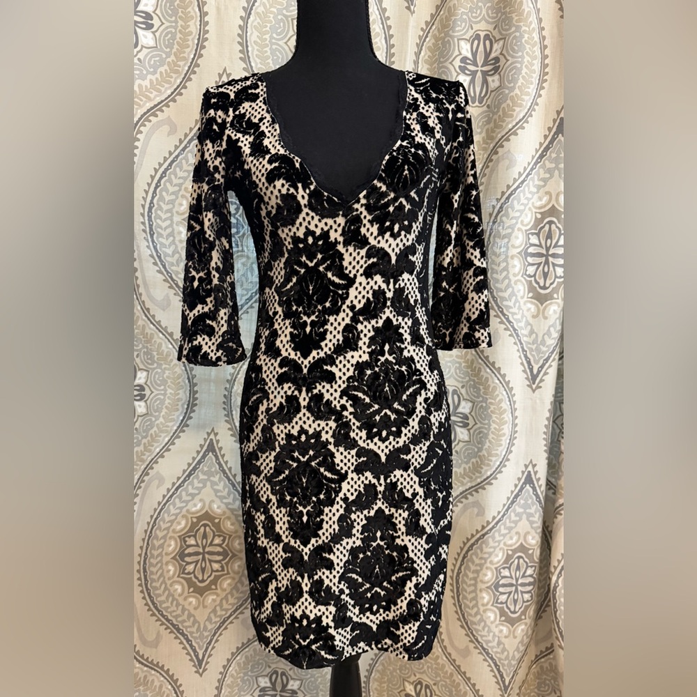 Free People Intimately Black/Cream Velvet Dress - Excellent Condition- Like New